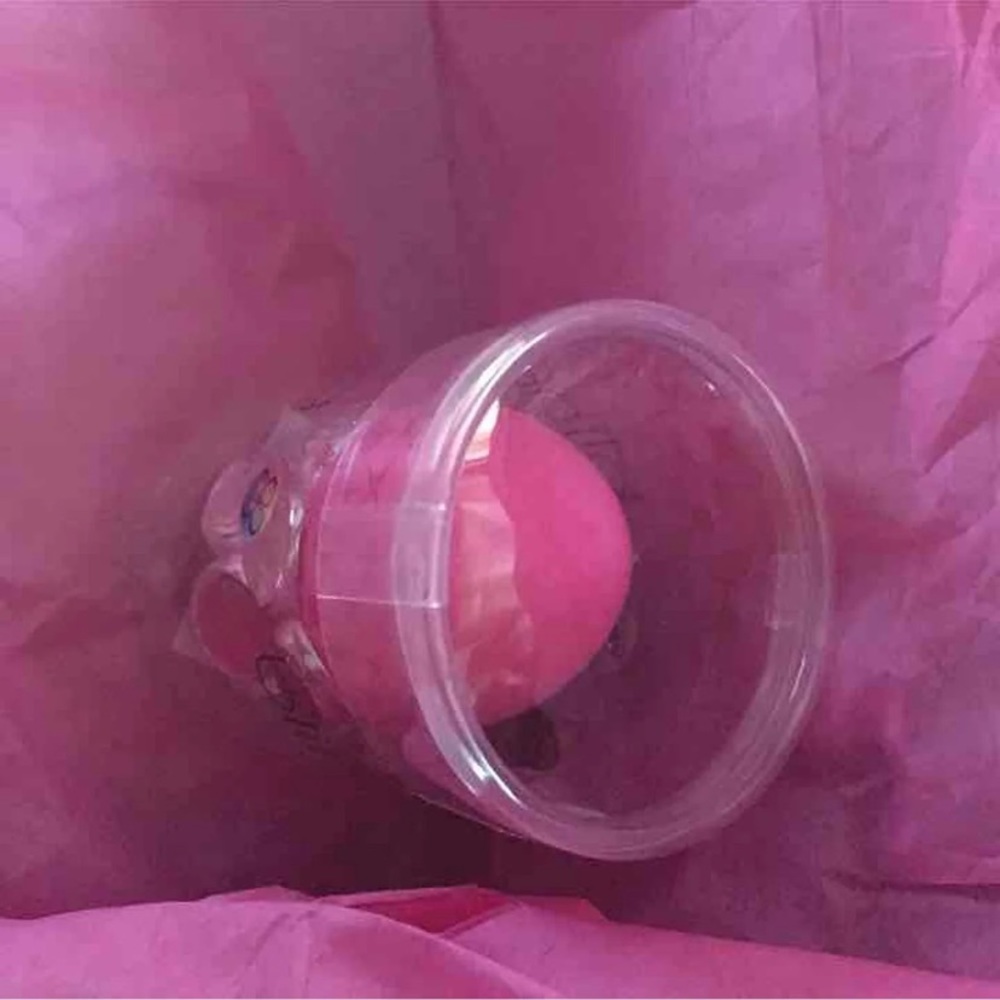 NEW Beauty Blender - Picture 3 of 4
